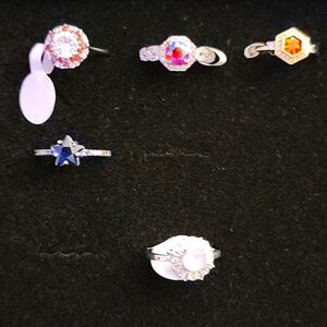 Lot of 5 rings, Size 8